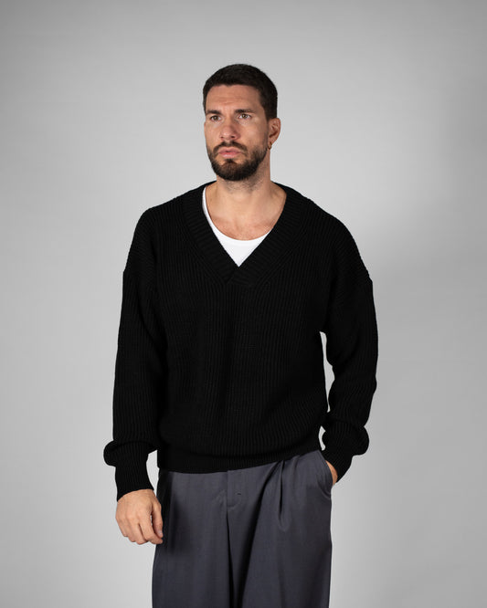 Maglione scollo a V nero
